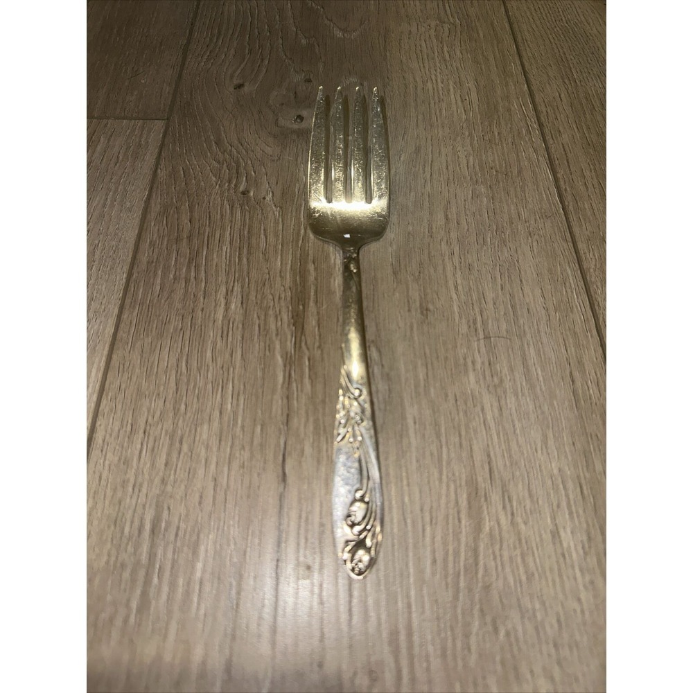 Vintage National Silverplate Garden of Roses Serving‎ Cold Meat Fork